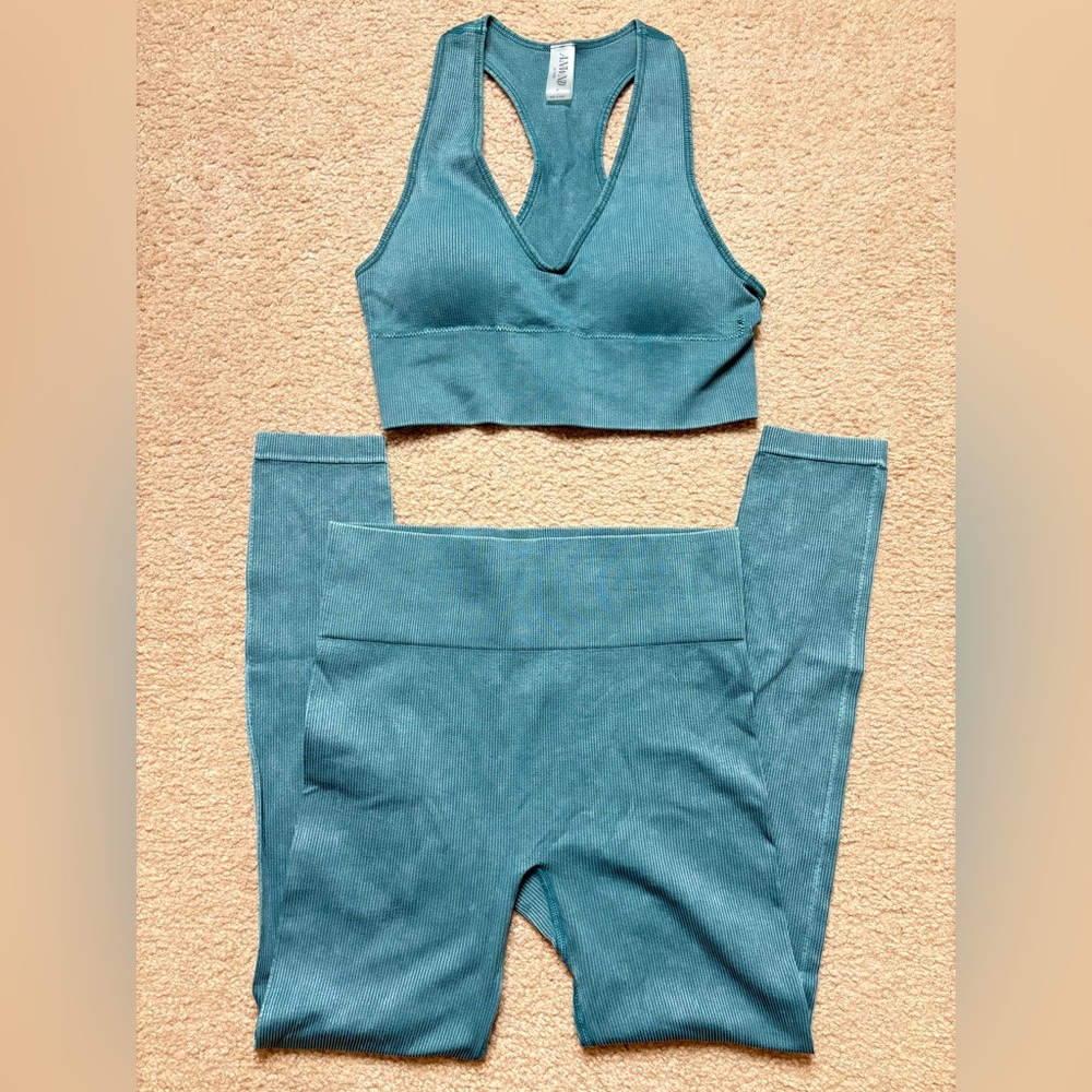 Green Ribbed Sports Bra & Legging Workout Set